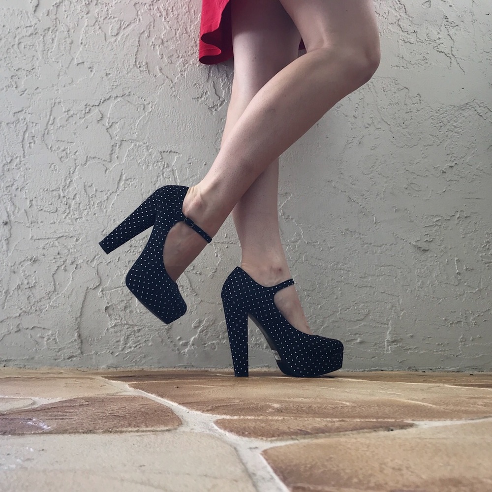 Forever21 Black Polka Dot Heels
